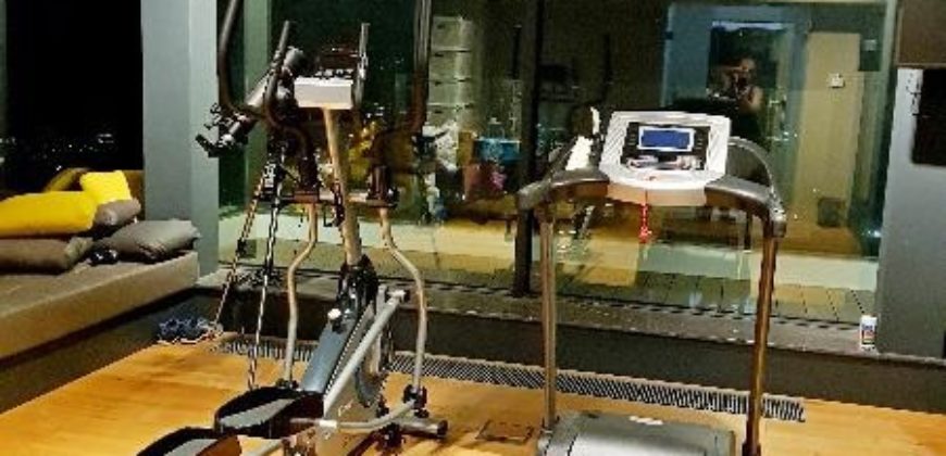 Neu gebautes Luxus Familienhaus