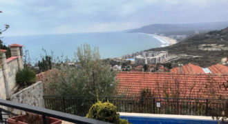 Zweistöckiges möbliertes Haus mit Meerblick in der Nähe von Albena Resort