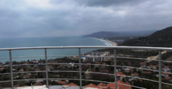 Zweistöckiges möbliertes Haus mit Meerblick in der Nähe von Albena Resort