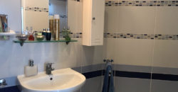 Zweistöckiges möbliertes Haus mit Meerblick in der Nähe von Albena Resort