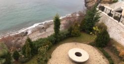 Elite House befindet sich in einer einzigartigen Lage an der ersten Küstenlinie